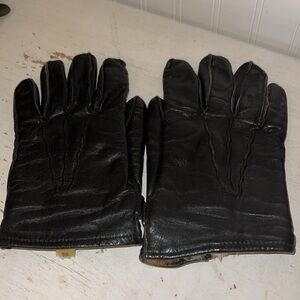 Vintage Marquette black leather rabbit fur lined gloves medium